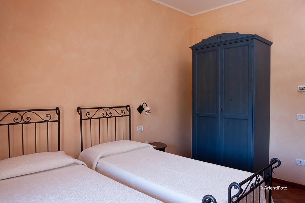 Albergo Del Lago カパルビオ 部屋 写真