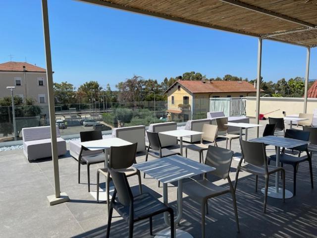 Albergo Del Lago カパルビオ エクステリア 写真